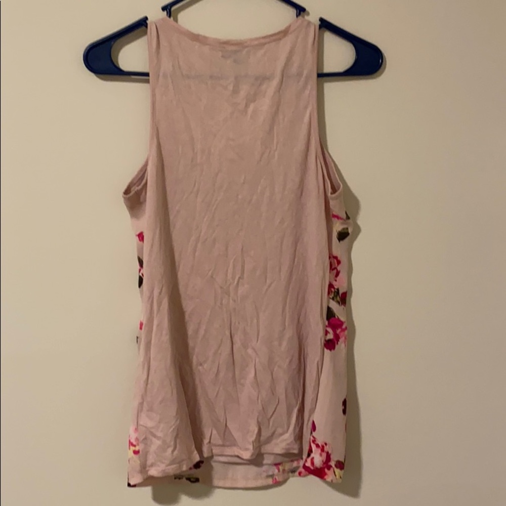 Express Floral Top - Picture 2 of 2
